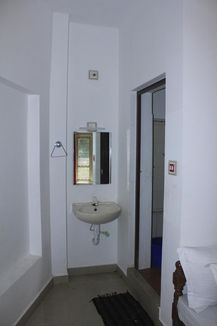 Marayoor Holidays Annex Paradise Valley Inn Maraiyur Exterior photo