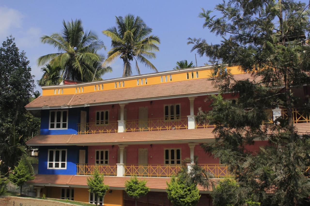 Marayoor Holidays Annex Paradise Valley Inn Maraiyur Exterior photo