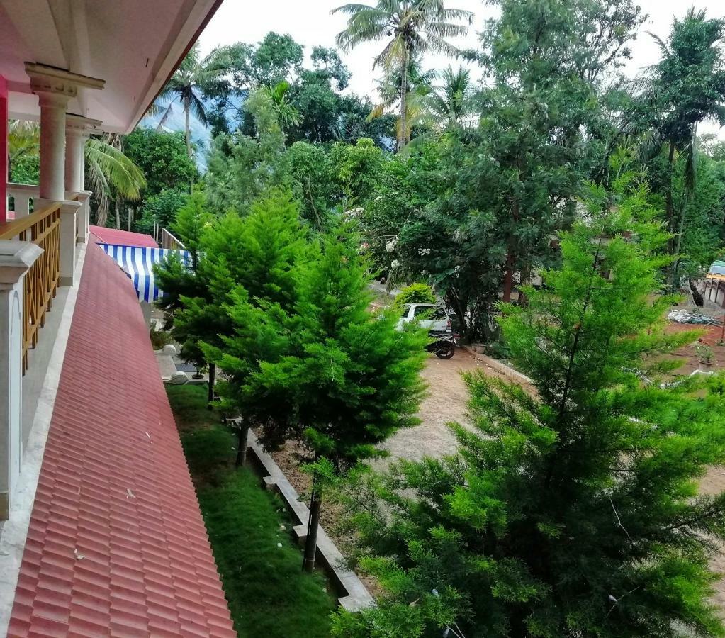 Marayoor Holidays Annex Paradise Valley Inn Maraiyur Exterior photo